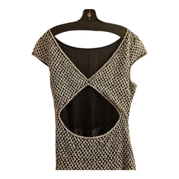 ST JOHN Novelty Diamond Knit Bateau-Neck Cap-Sleeve Gown - Size 12 - Picture 5 of 10